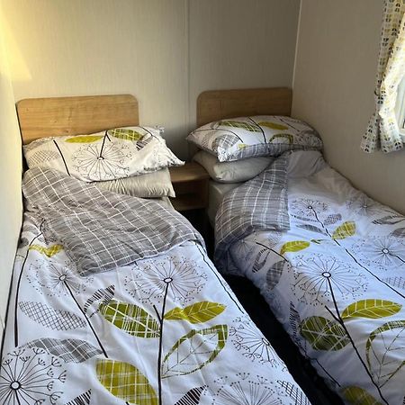 Lorraine'S Caravan Holiday Villa Morecambe Exterior foto